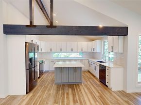 14340 93rd Avenue NE, Kirkland WA 98034
