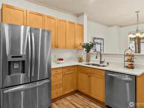 4450 248th Lane SE, Sammamish WA 98029