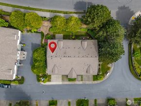 4450 248th Lane SE, Sammamish WA 98029