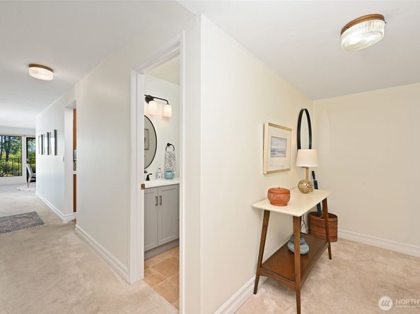 8001 Sand Point Way NE C48, Seattle WA 98115