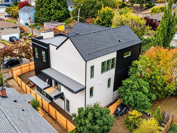 3410 w Ruffner Street, Seattle WA 98199