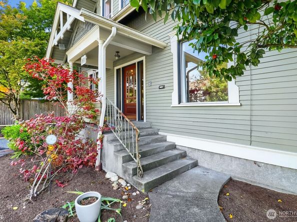 803 NE 72nd Street, Seattle WA 98115