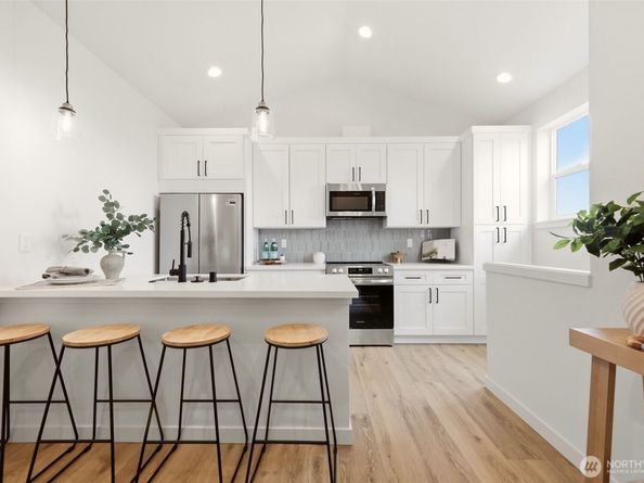 2018 Oakes Avenue C, Everett WA 98201