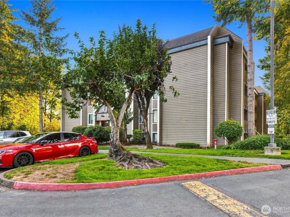 701 SW 5th Court B301, Renton WA 98057