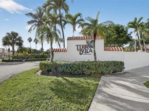 11541 Terra Bella Blvd 25, Plantation FL 33325