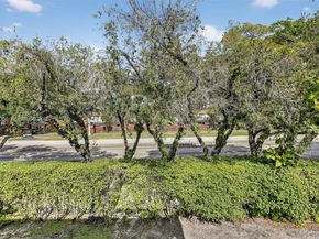 11541 Terra Bella Blvd 25, Plantation FL 33325