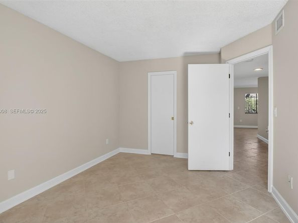 11541 Terra Bella Blvd 25, Plantation FL 33325