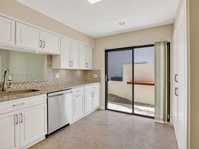 11541 Terra Bella Blvd 25, Plantation FL 33325