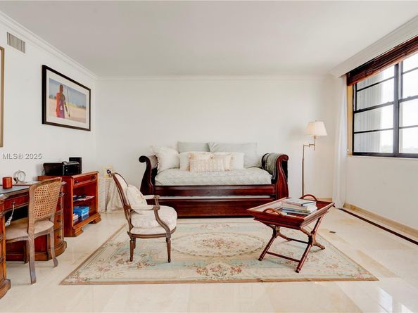 5640 Collins Ave 6B, Miami Beach FL 33140