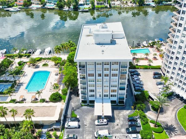 5640 Collins Ave 6B, Miami Beach FL 33140