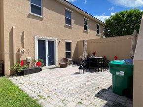 17004 SW 95th Ter, Miami FL 33196