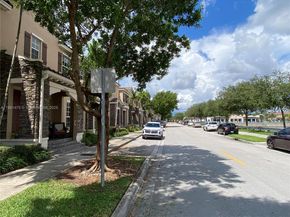 17004 SW 95th Ter, Miami FL 33196
