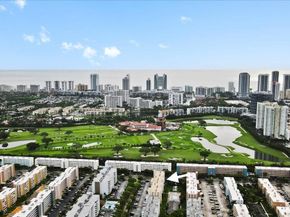 319 NE 14th Ave 201, Hallandale Beach FL 33009