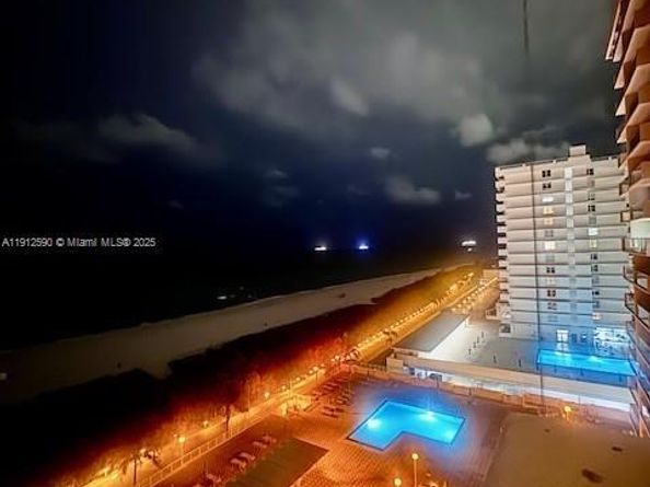 5701 SE Collins Ave PH10, Miami Beach FL 33140