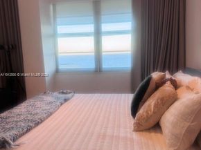 5701 SE Collins Ave PH10, Miami Beach FL 33140