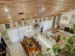 913 Diplomat Parkway, Hallandale Beach FL 33009