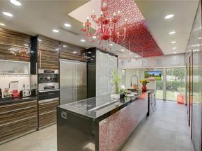 913 Diplomat Parkway, Hallandale Beach FL 33009