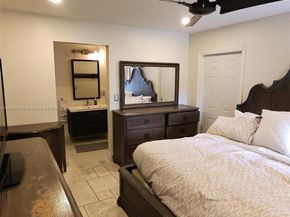 296 Navajo St, Miami Springs FL 33166