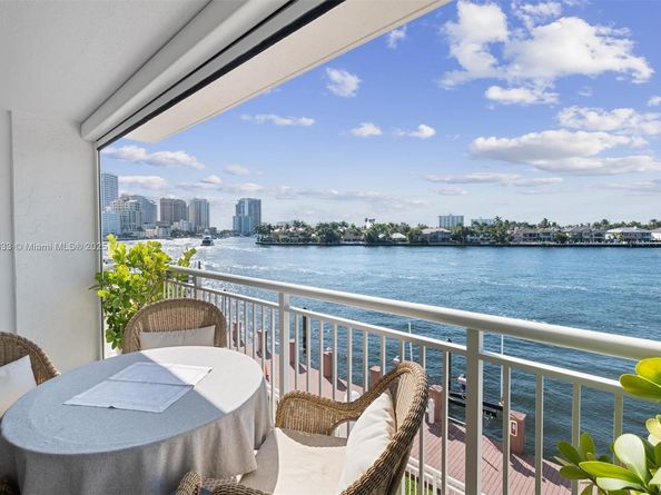 511 Bayshore Dr 304, Fort Lauderdale FL 33304