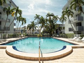 1801 S Treasure Dr 526, North Bay Village FL 33141