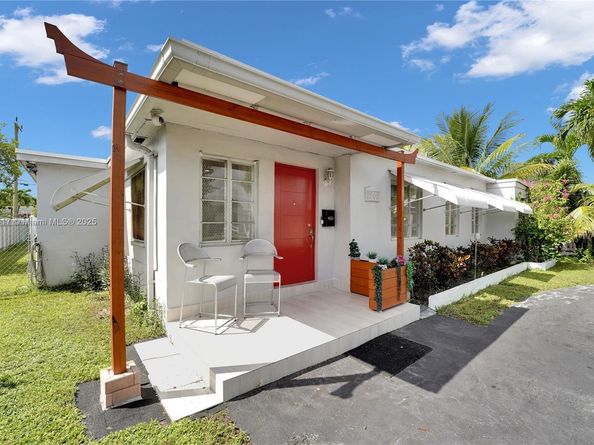 1260 NE 135th St, North Miami FL 33161