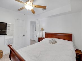 1260 NE 135th St, North Miami FL 33161