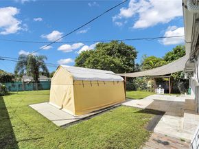 1260 NE 135th St, North Miami FL 33161