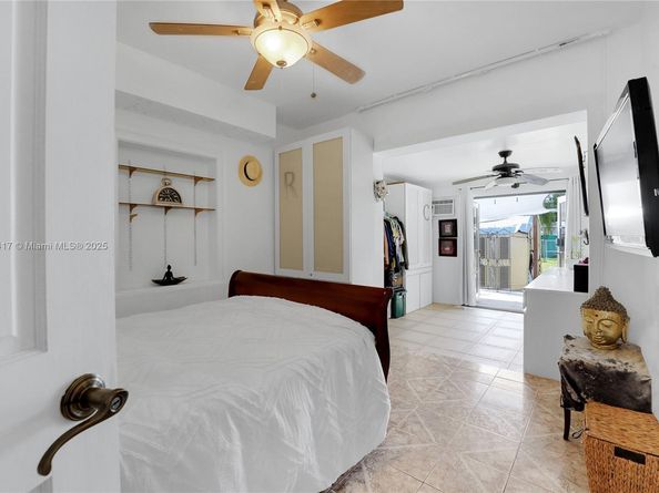 1260 NE 135th St, North Miami FL 33161
