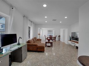 1260 NE 135th St, North Miami FL 33161