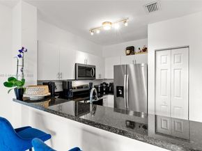 230 SE 29th Ave 21, Homestead FL 33033