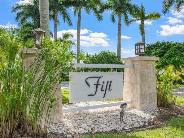 230 SE 29th Ave 21, Homestead FL 33033