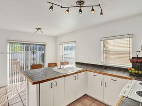 1256 NW 125th Ter, Sunrise FL 33323