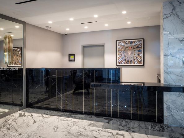 11 Island Ave PH6, Miami Beach FL 33139