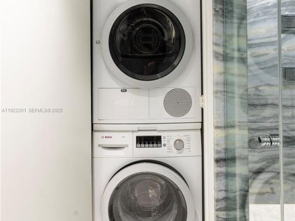 11 Island Ave PH6, Miami Beach FL 33139