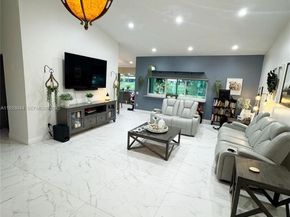 15500 Carriage Ct, Davie FL 33331