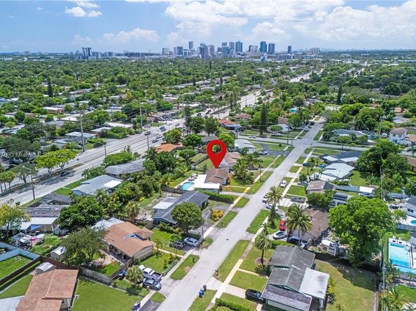1612 NW 10th Ave, Fort Lauderdale FL 33311