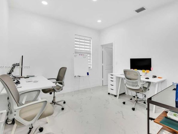 17353 SW 46th St, Miramar FL 33029