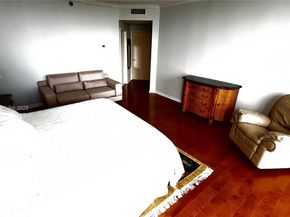 21150 Point Pl 1202, Aventura FL 33180