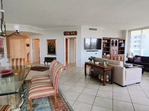 21150 Point Pl 1202, Aventura FL 33180