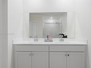 439 NE 6th Pl, Florida City FL 33034