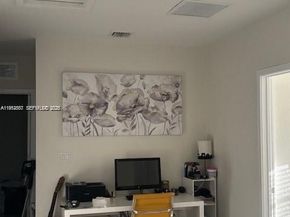 439 NE 6th Pl, Florida City FL 33034