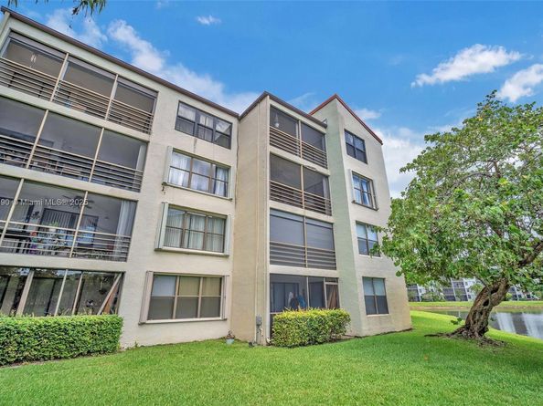 2311 S Cypress Bend Drive 316B, Pompano Beach FL 33069