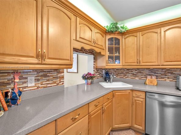 2311 S Cypress Bend Drive 316B, Pompano Beach FL 33069