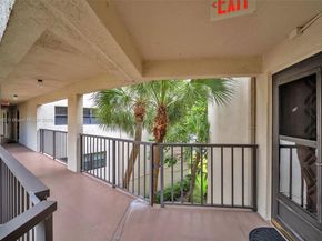 2311 S Cypress Bend Drive 316B, Pompano Beach FL 33069