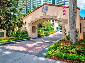 1643 Brickell Ave PH 4901 + Dock, Miami FL 33129