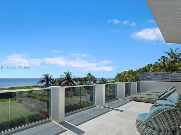 7815 Atlantic Way, Miami Beach FL 33141