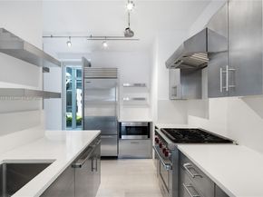 7815 Atlantic Way, Miami Beach FL 33141