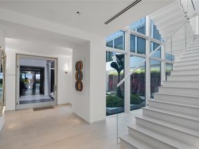 7815 Atlantic Way, Miami Beach FL 33141