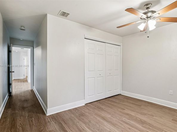 6546 SW 21st St, Miramar FL 33023