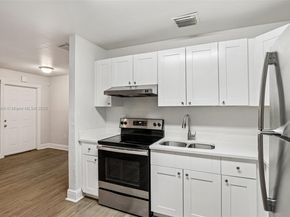 6546 SW 21st St, Miramar FL 33023